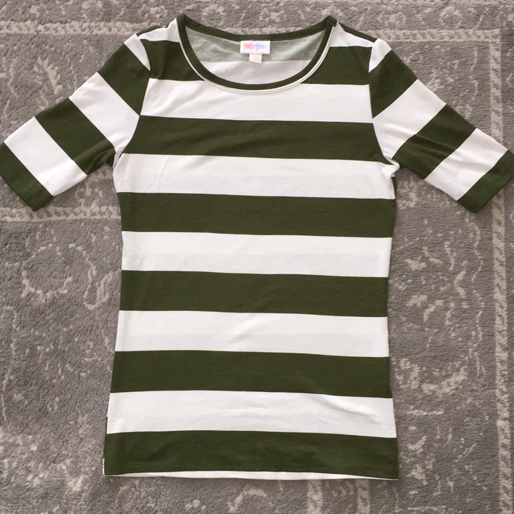 Lularoe Gigi top